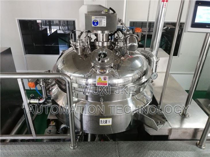 Emulsifying Vacuum Mixer